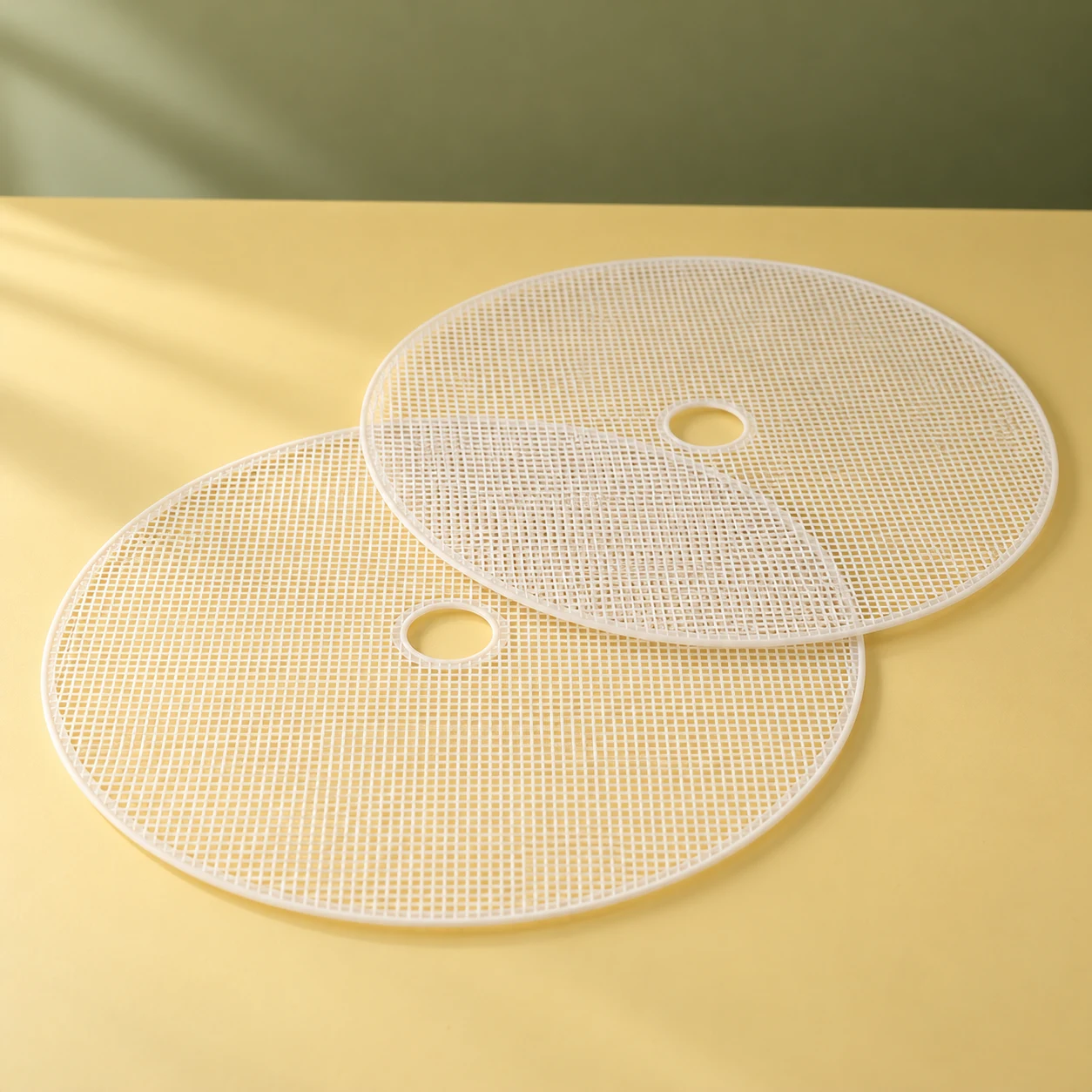 Round mesh sheet pair